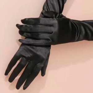 Alternative view of Guantes Irene